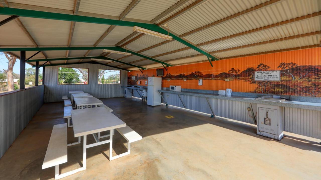 Cobar Caravan Park Exterior foto